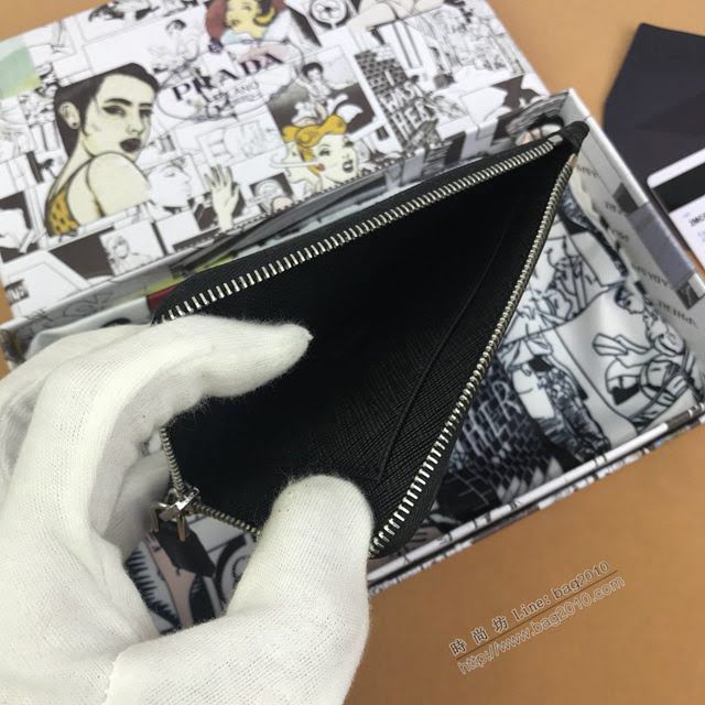 prada卡包 普拉達2020最新款限量版卡片夾 2MC021 Prada鯨魚圖案黑色卡包  pyd2406